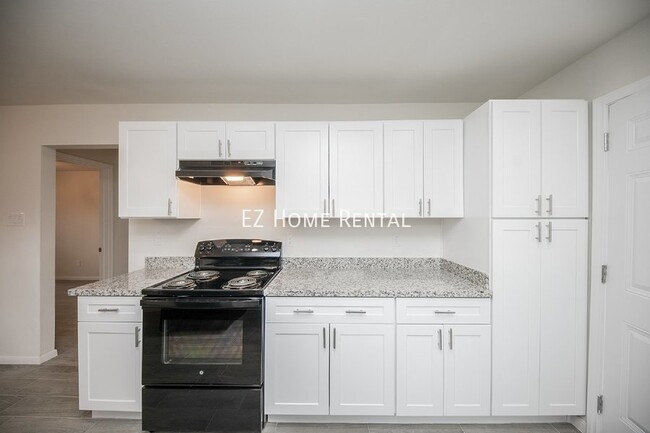 Building Photo - 5042 Mallow St