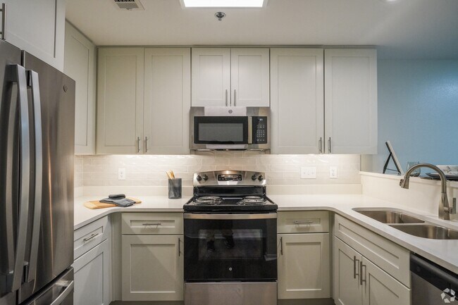 Building Photo - The Vineyard at Castlewoods Apartment Homes