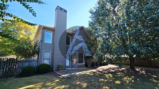 Building Photo - 223 Elmbrook Ln