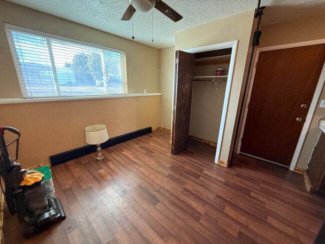 Building Photo - 310 N 9th Ave