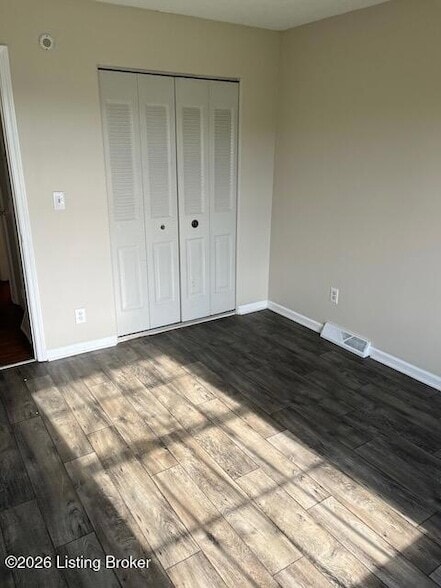 Building Photo - 1705 Cliff Ridge Ct