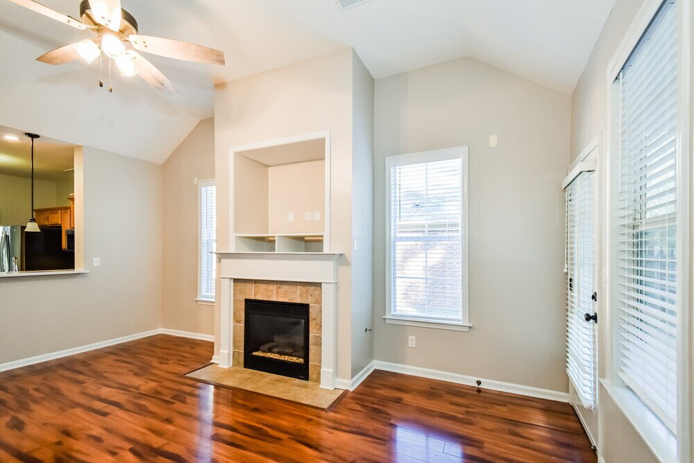 Building Photo - 4894 Shadow Cove