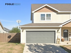 Building Photo - Townhome coming soon!!