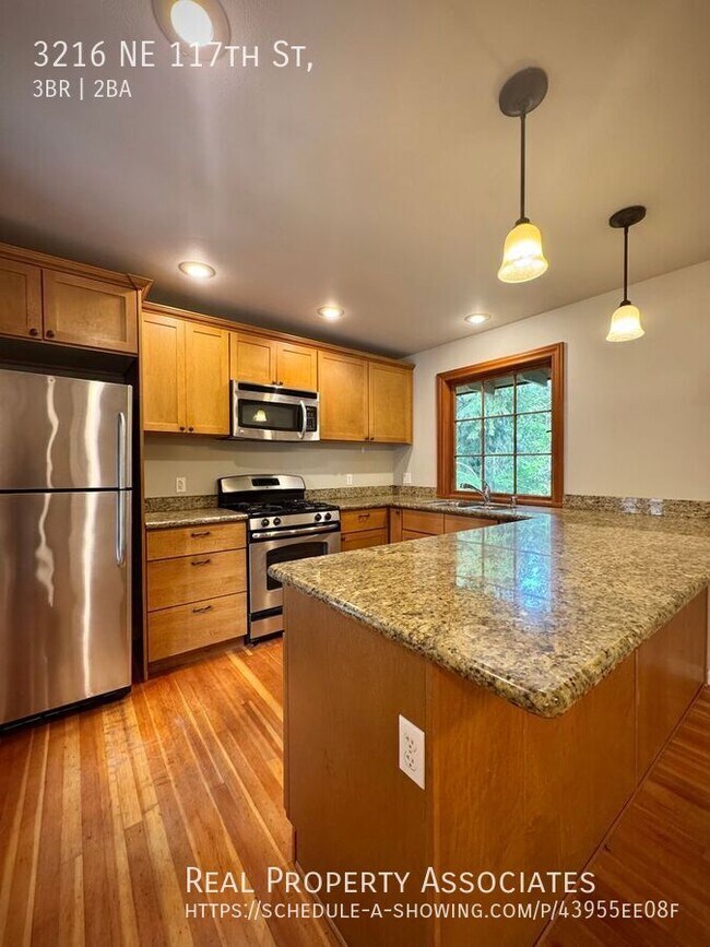 Building Photo - Beautiful Home on Thorton Creek