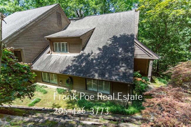 Building Photo - Charming 3-Bedroom Condominium in Birmingham!