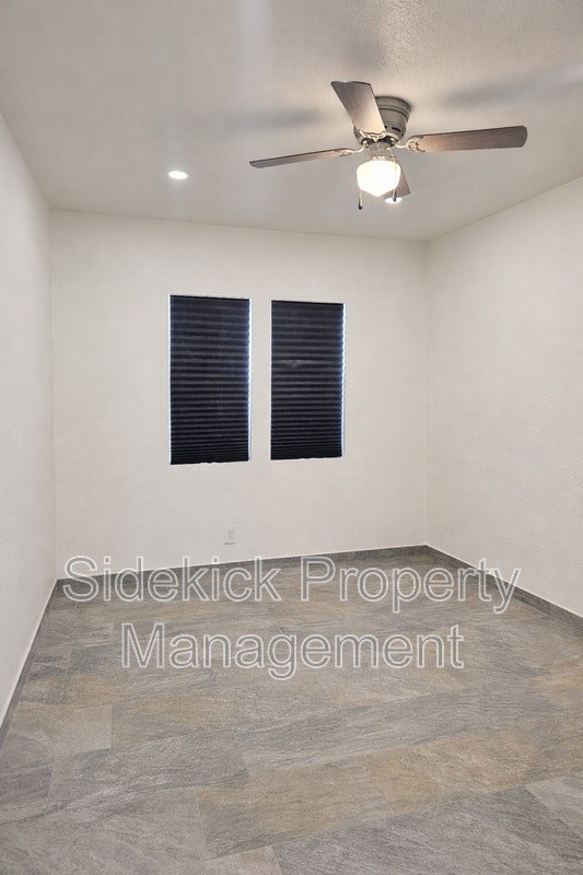 Building Photo - 1155 S Townsend Ave