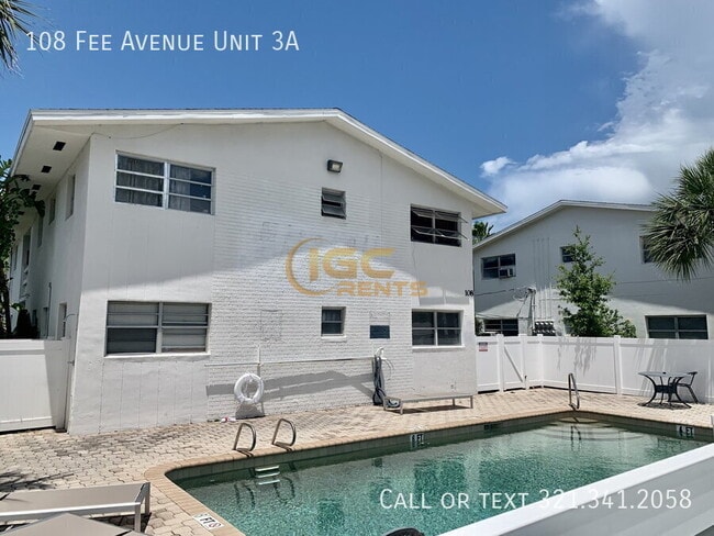 Primary Photo - 108 E Fee Ave