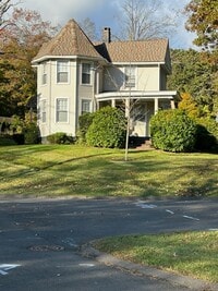 Building Photo - 215 Sherman Ave