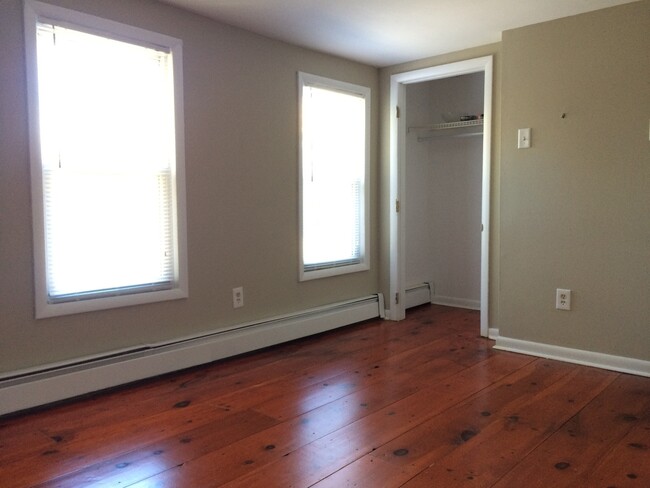 Building Photo - Economical home with wood floors, Palisade...