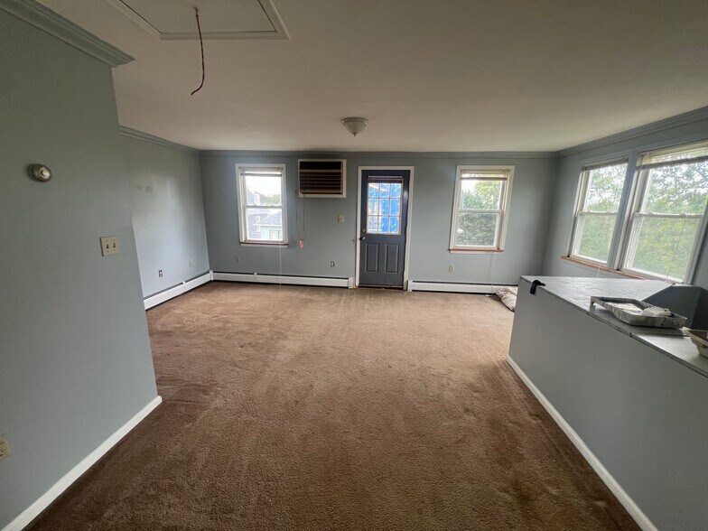 Building Photo - 22 Wegman Ct