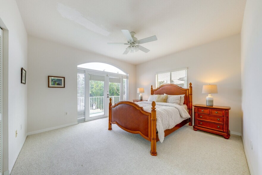 Building Photo - 247 Apache St