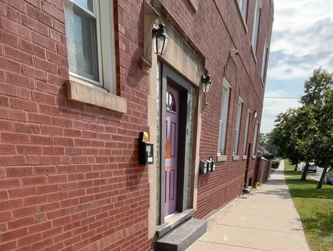 Building Photo - 11259 S Vincennes Ave