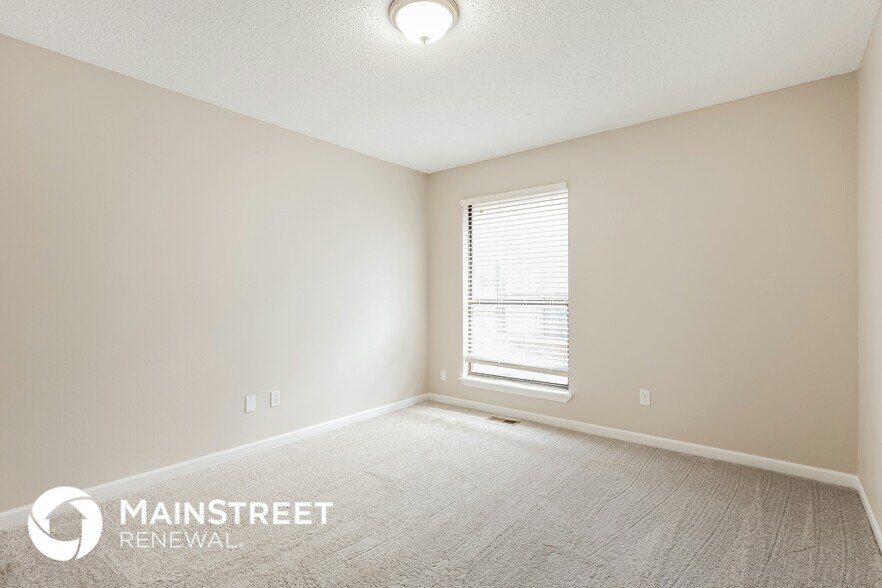 Building Photo - 11225 Cimarron Dr