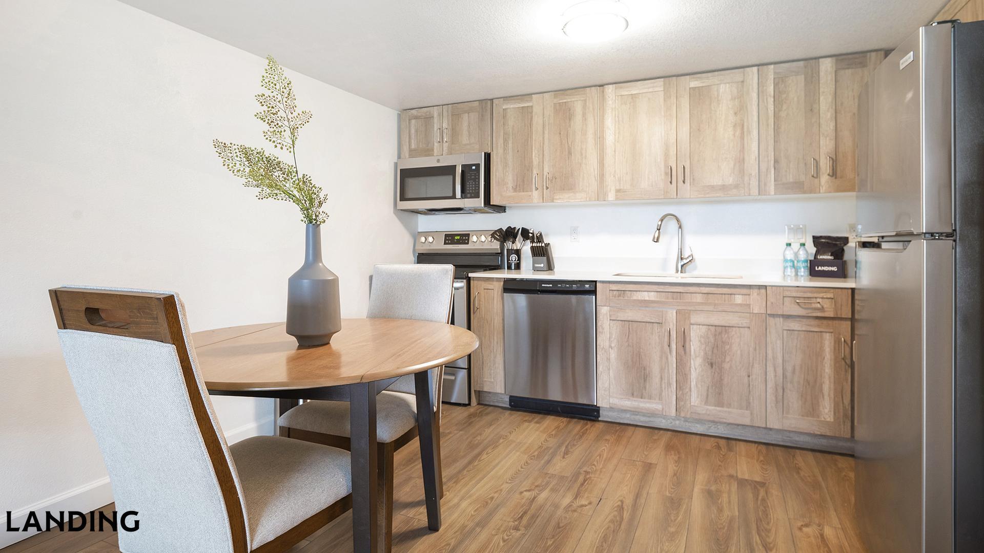 Building Photo - 2851 Maingate Village Cir