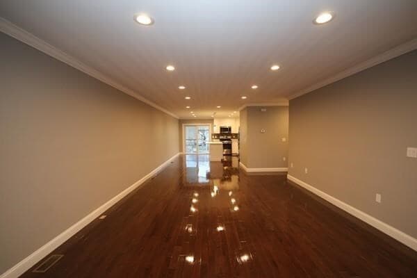 Building Photo - 106 Intervale St