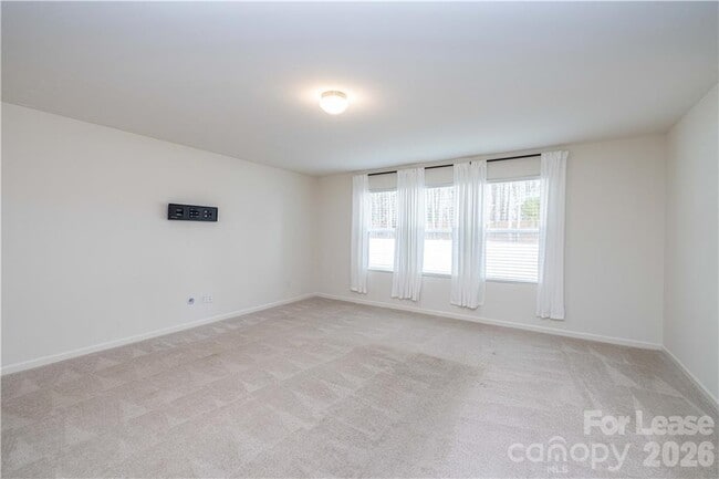 Building Photo - 824 Yorkshire Dr