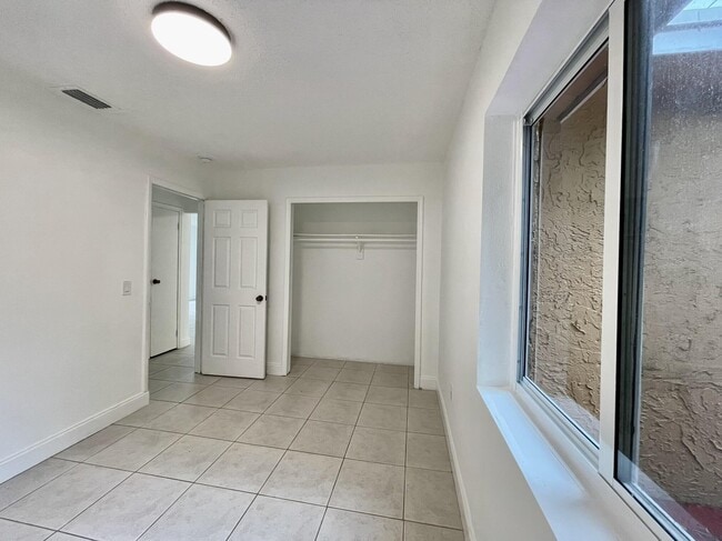 Building Photo - 11420 NW 35th St