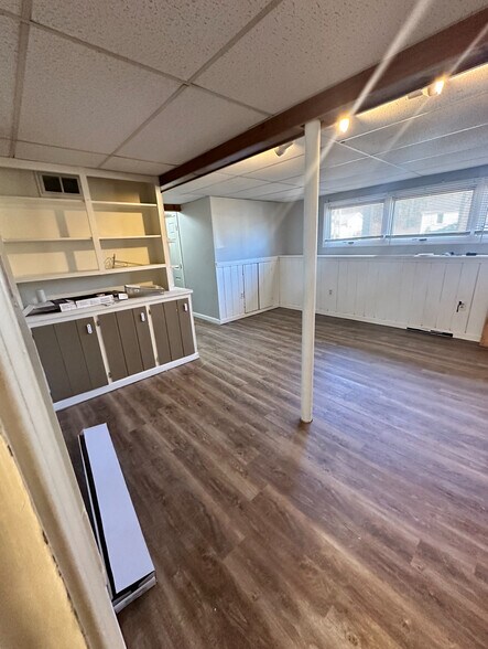 Unit 2 - Living room - 4 Strafford Rd