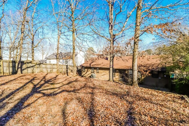 Building Photo - 16 Turtle Creek Ct