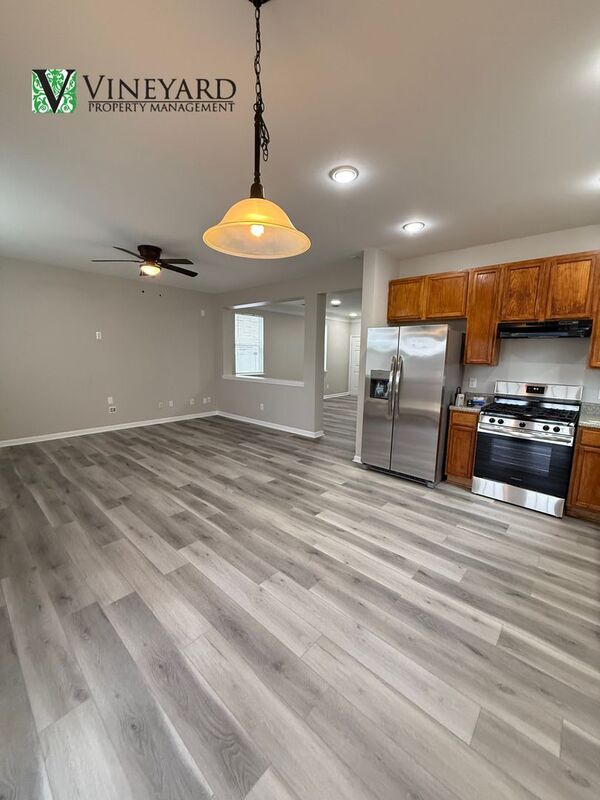 Building Photo - 116 Silver Bow Ln