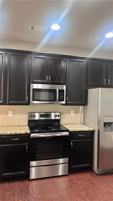Building Photo - 1403 Comet Ives Ln