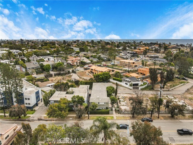 Building Photo - 16144 Sunset Blvd