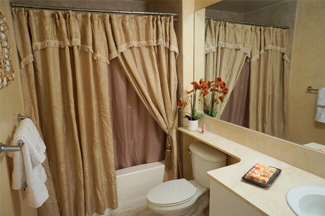 Building Photo - 233 S Federal Hwy