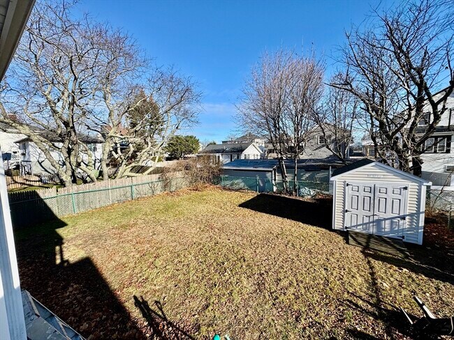 Building Photo - 56 Stafford Rd