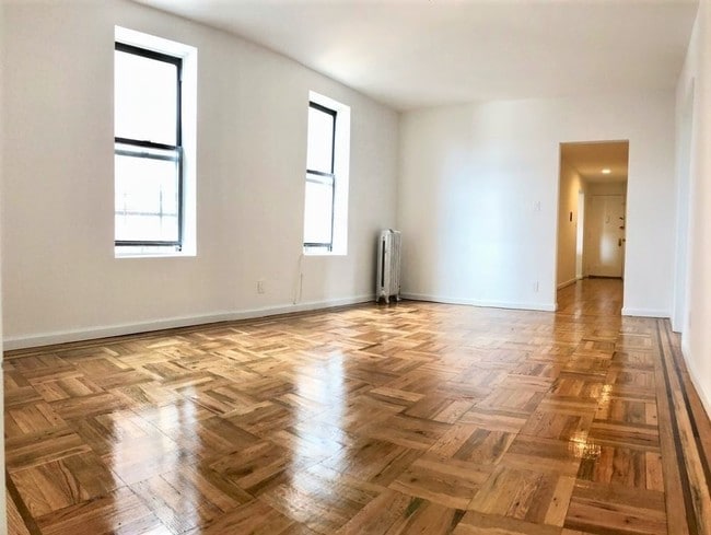 Building Photo - 114 Albemarle Rd