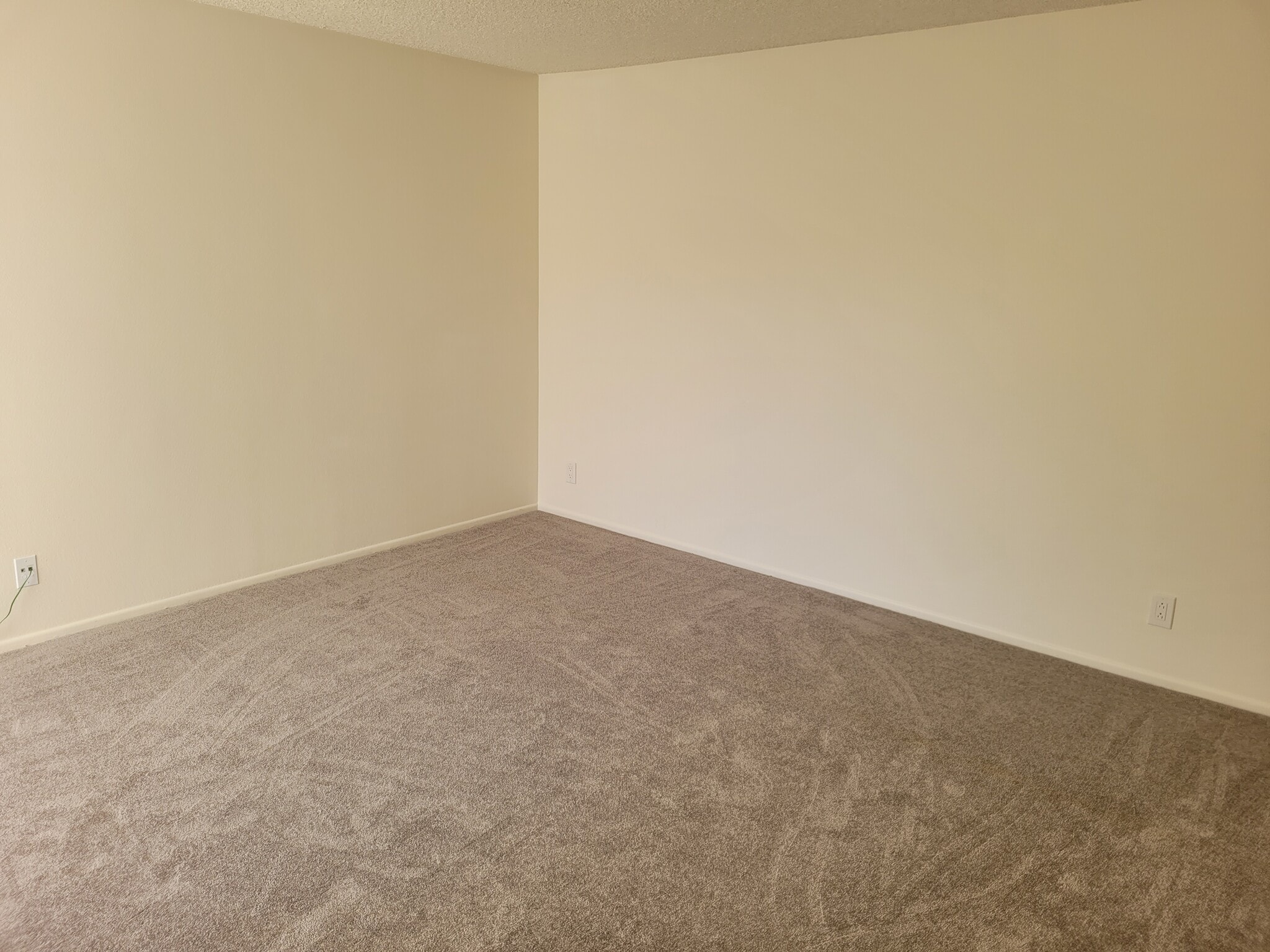 Building Photo - 4499 Via Marisol Via