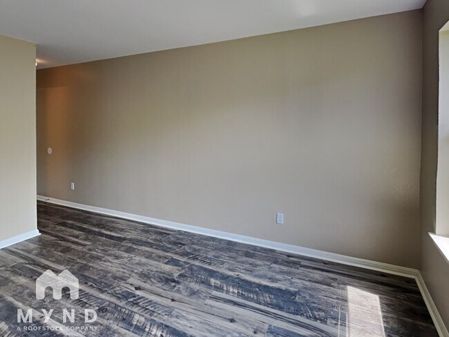 Building Photo - 2800 Single Trace Ct