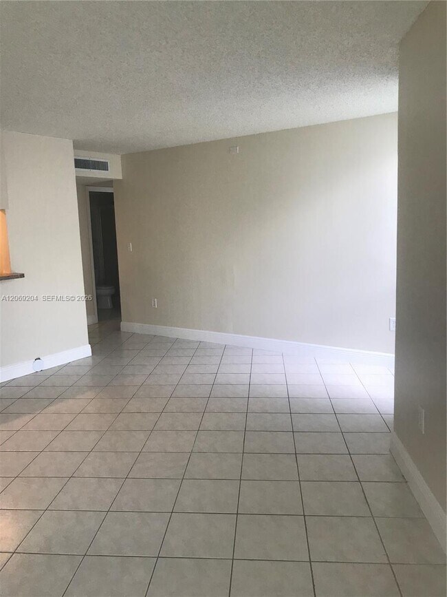 Building Photo - 7125 NW 186th St