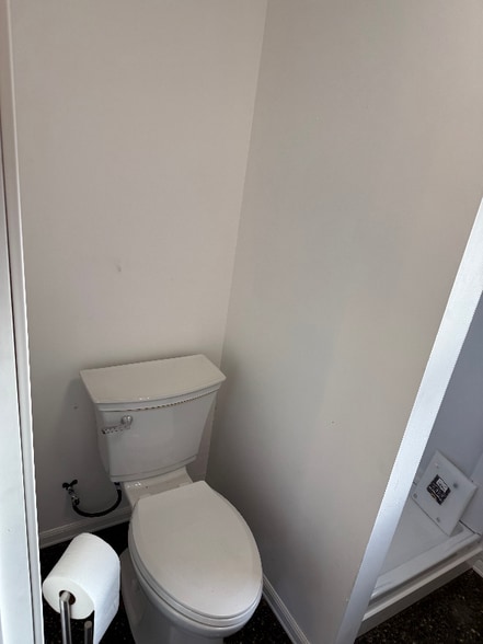 Building Photo - 1512 Pittman Rd