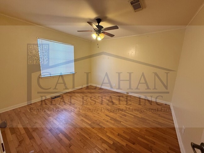 Building Photo - Park Hill 2 Bedroom