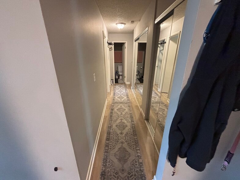 Hallway - 2707 Valmont Rd