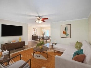 Building Photo - 2711 Fairlane Dr