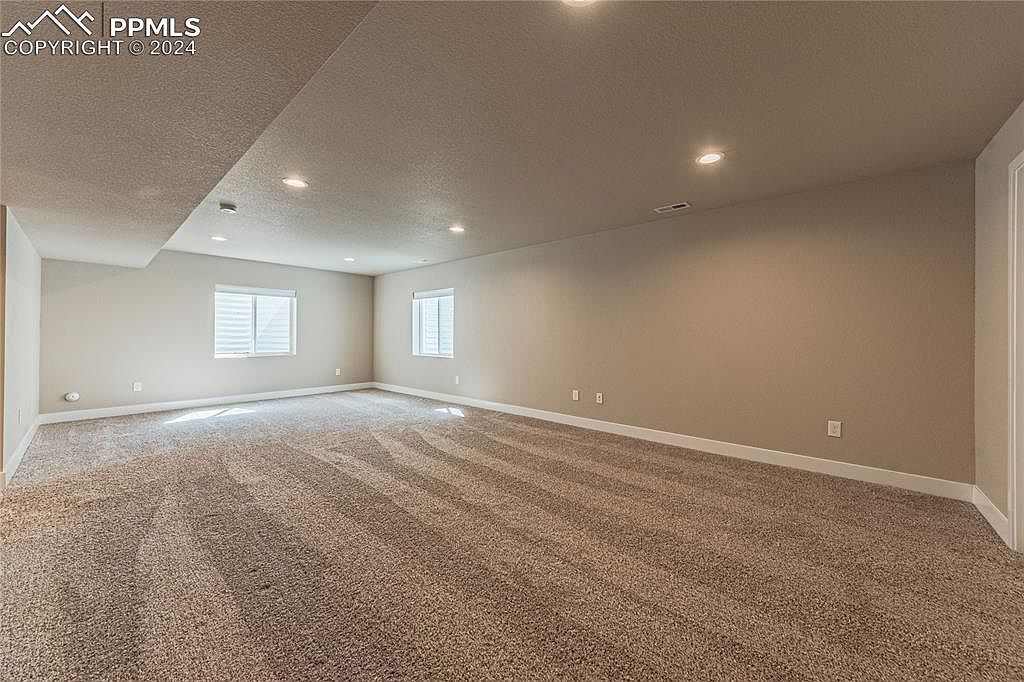 Building Photo - 4028 Ryedale Way