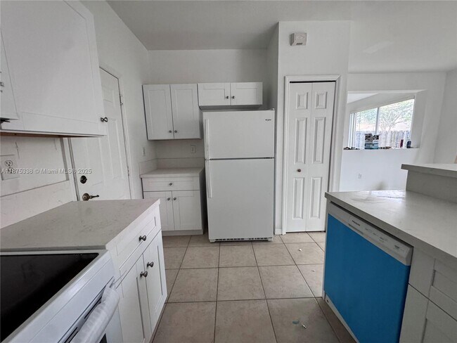 Building Photo - 13864 SW 273rd Terrace