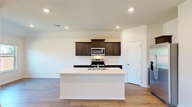 Building Photo - 11409 Headwater Ct