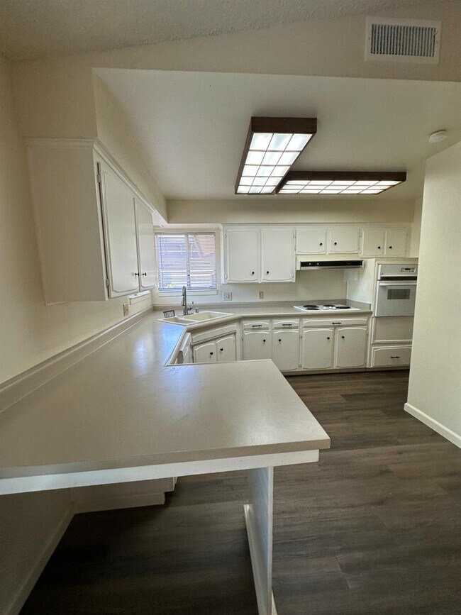 Building Photo - 91 O St