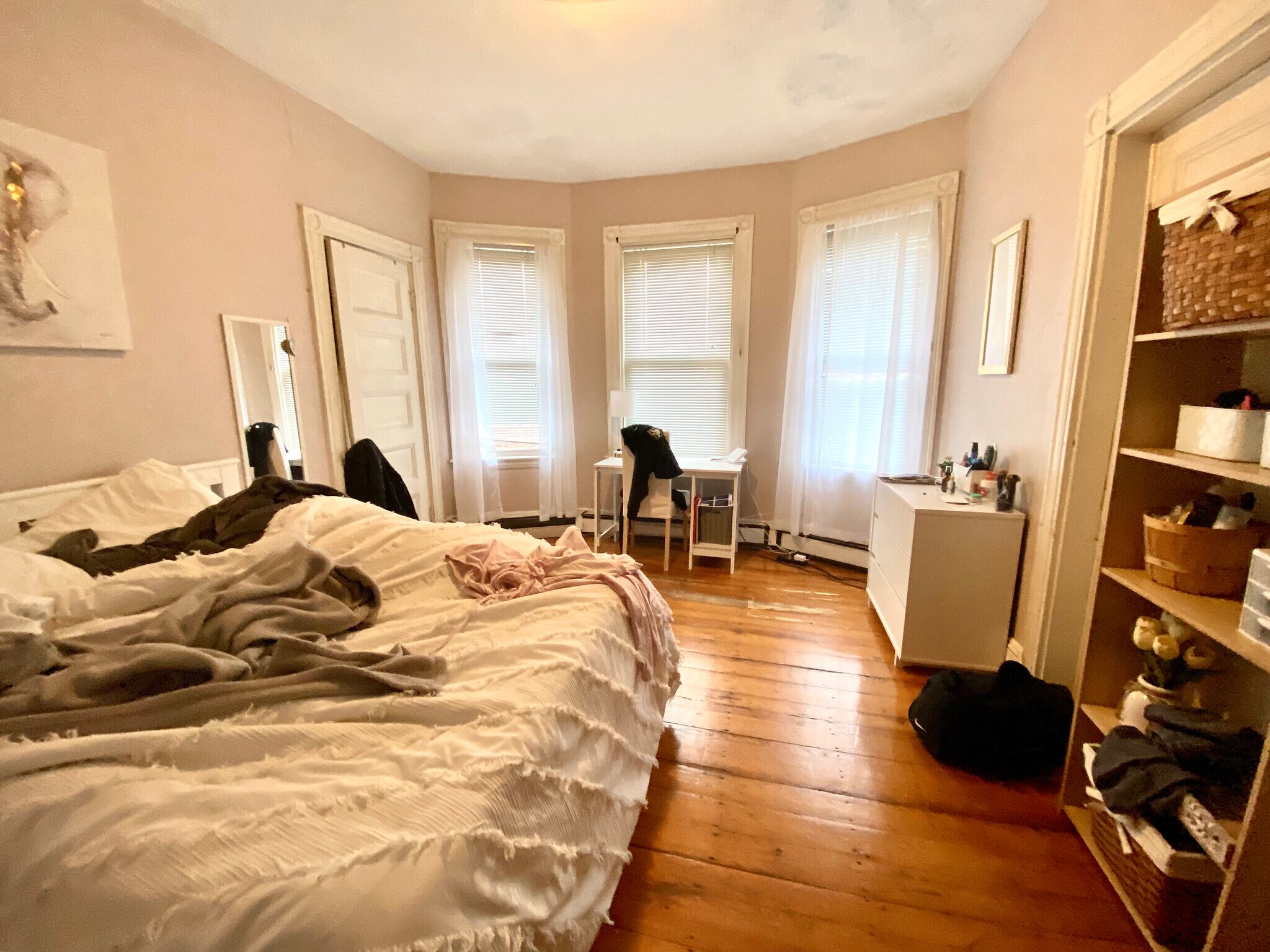 Building Photo - 803 Parker St