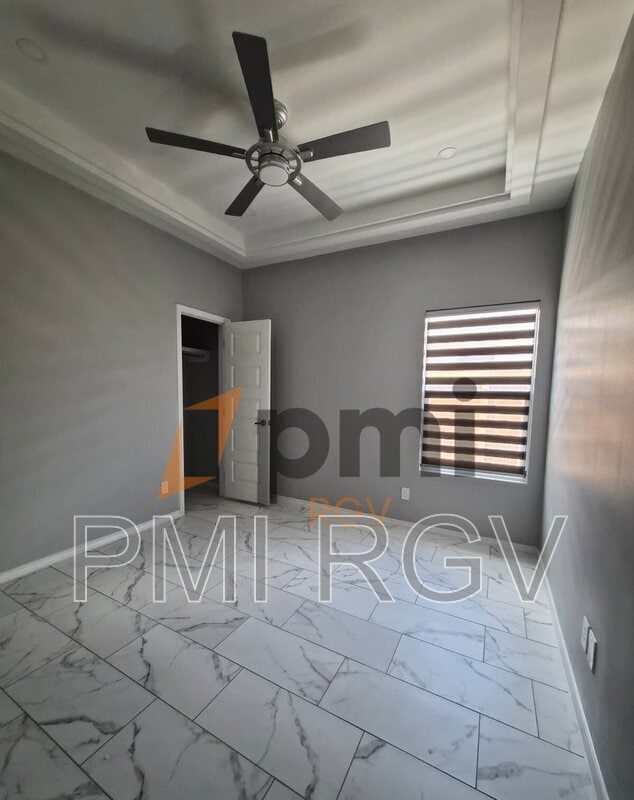 Building Photo - 2113 Elsham Ave