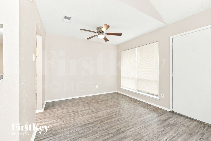 Building Photo - 21714 Nickerton Ln