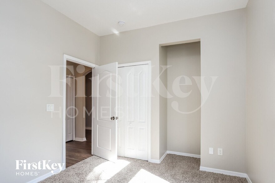 Building Photo - 1144 Emerald Hill Way