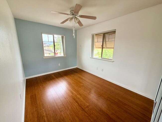 Building Photo - 95-971 Ukuwai Street