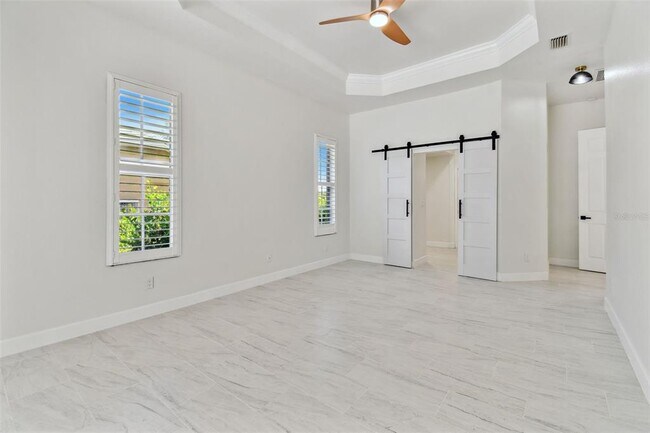 Building Photo - 13792 Long Lake Ln