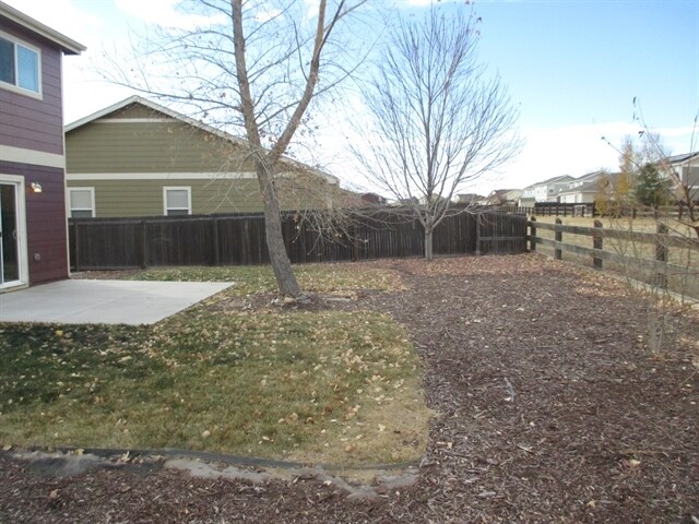Building Photo - 802 Sunrise Dr