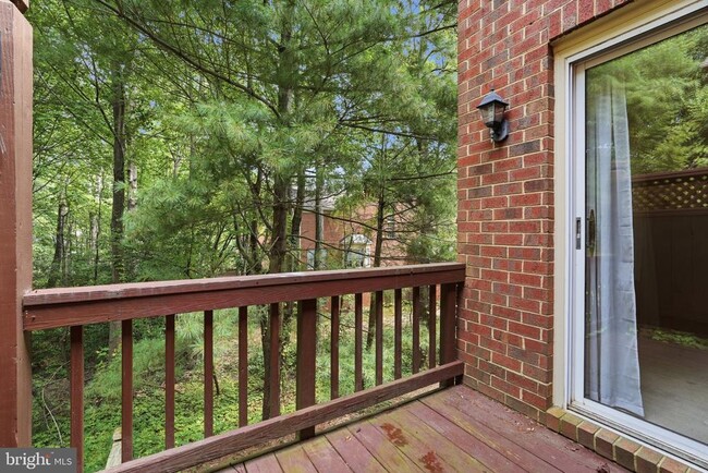 Building Photo - 1414 Park Garden Ln