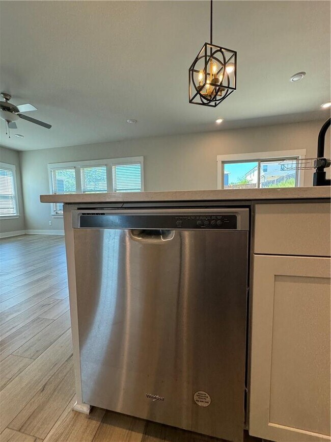 Building Photo - 534 Payne Rd