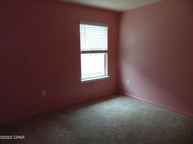 Building Photo - 105 Osprey Lake Rd